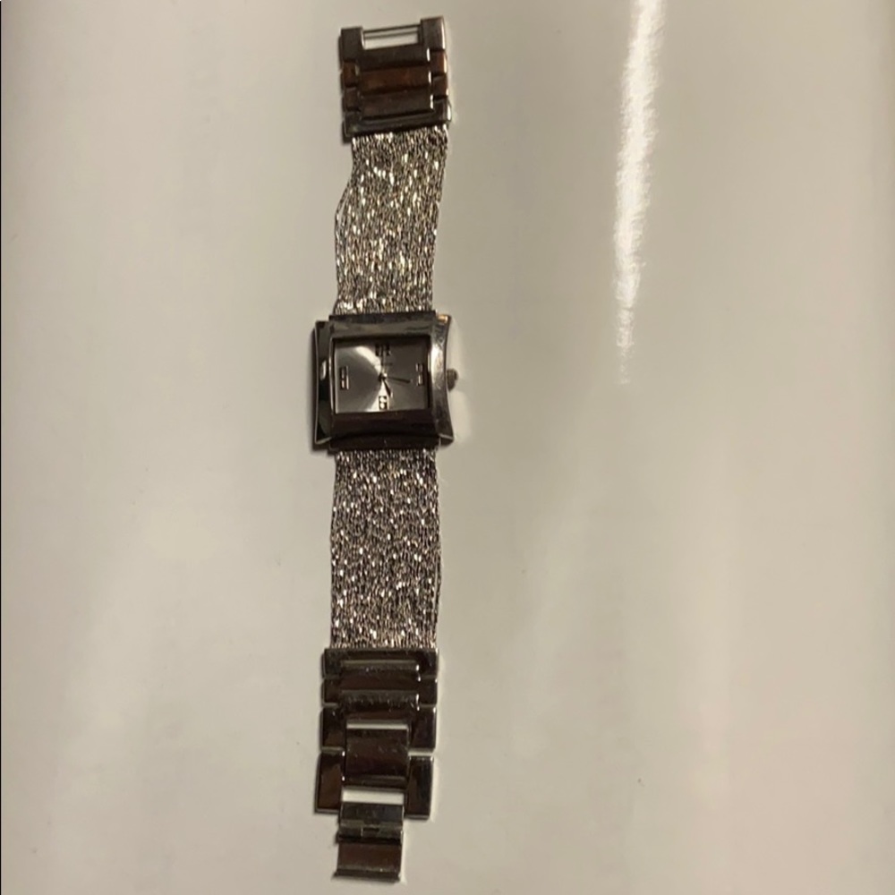 Geneva 6693 Women’s Stainless Steel Watch